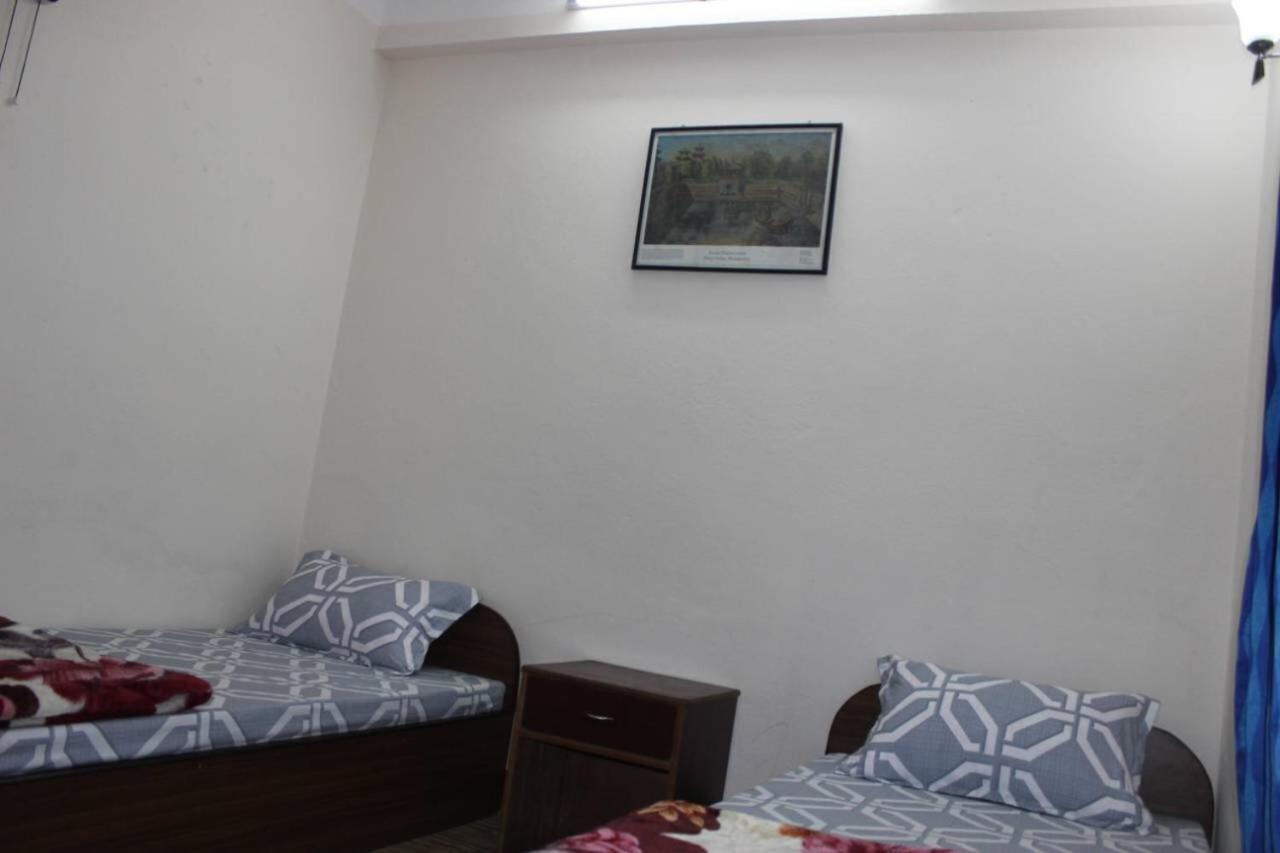 Kathmandu Home Stay & Hostel Exterior photo